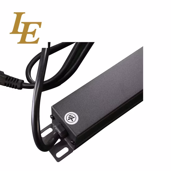 Le 19 polegadas 1.5u PDU australiano 6 soquetes com switch para gabinete de rede
